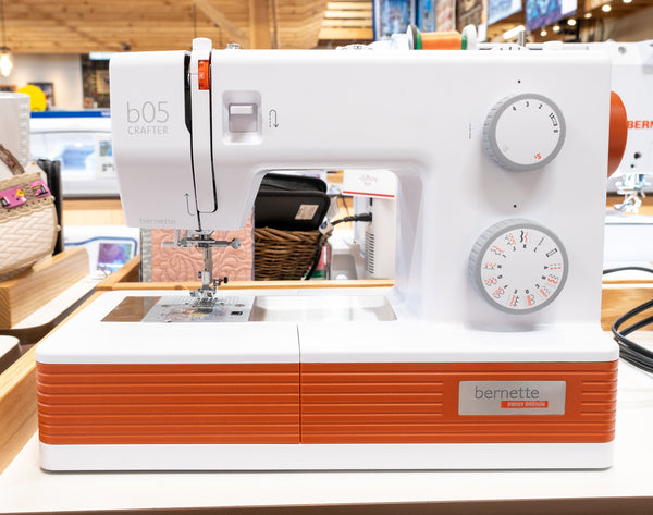 Bernette b05 crafter sewing macine